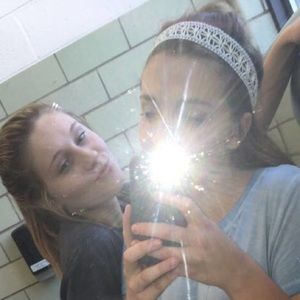 Meet your Posher, Alexia