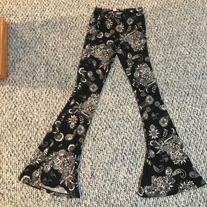 Print Flare Pants