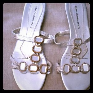 Bandolino Silver size 6 sandals