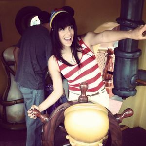 Meet your Posher, Lauryn