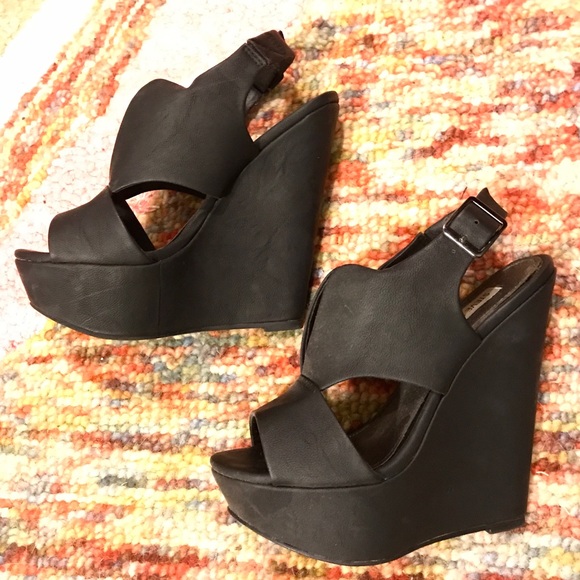 ❌❌SOLD❌❌ - Picture 2 of 6