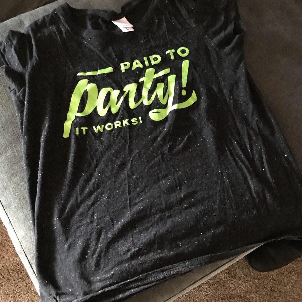 Paid to party It Works