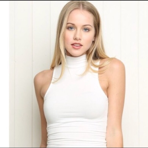 Tops - Ribbed Turtleneck Top