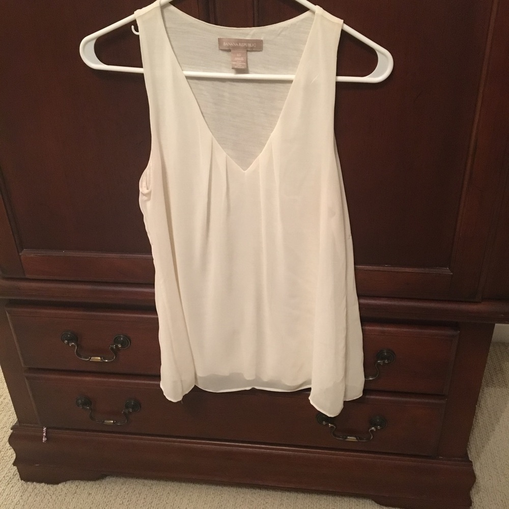 Banana republic ivory blouse