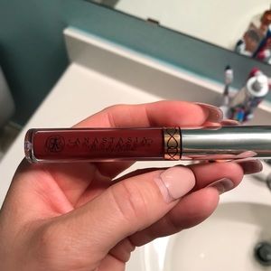 NEW  Anastasia Beverly Hills liquid lipstick