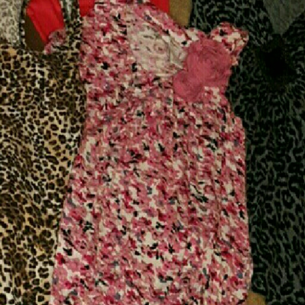 Pink flower flowy top