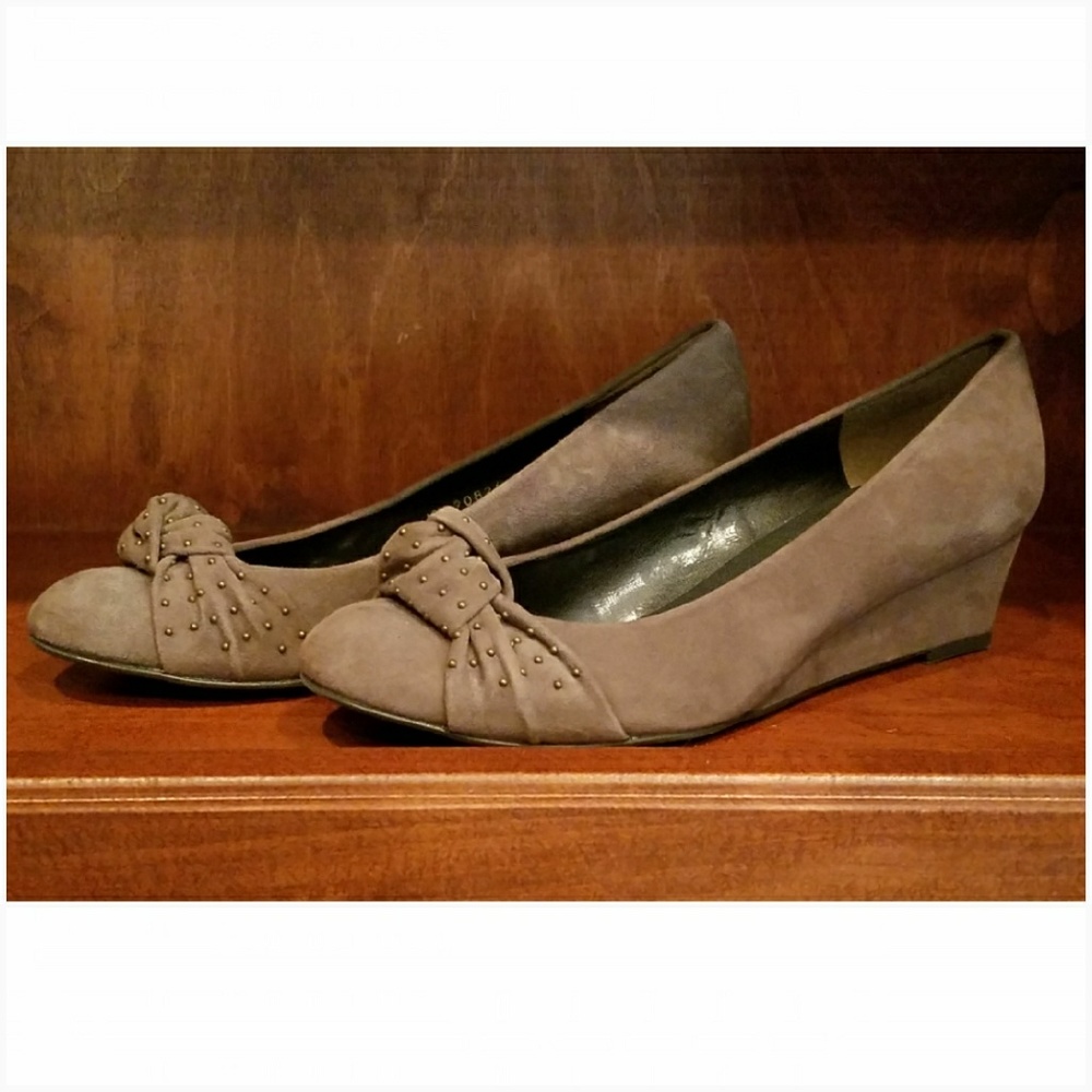 Stuart Weitzman Suede Wedge Heel in Taupe - Size 8