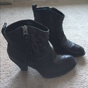 Black Cowboy Booties!