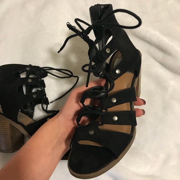 Target lace up booties - Picture 2 of 3