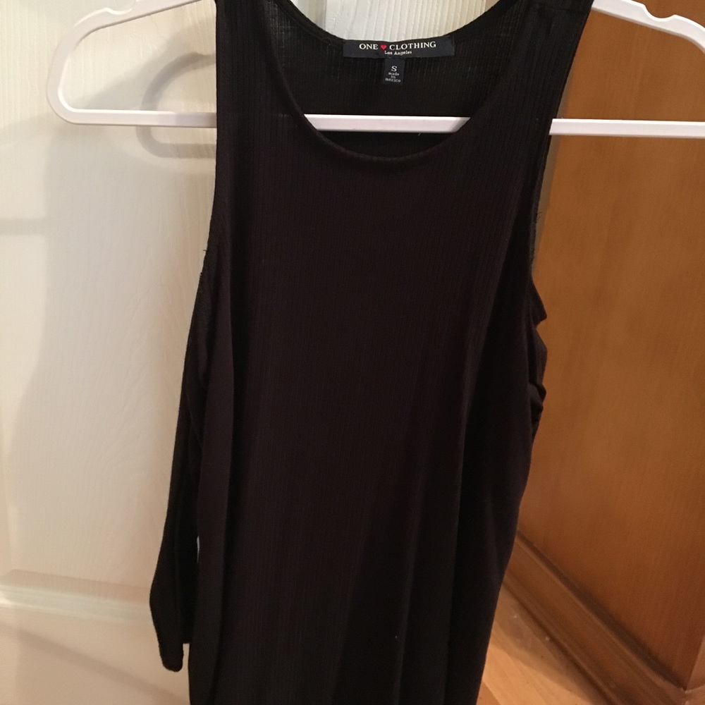 Black Long Sleeve Cold Shoulder Top