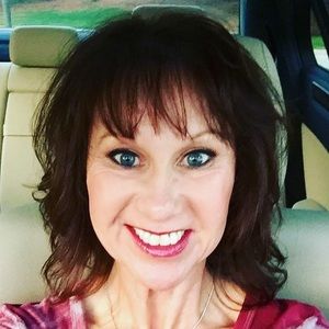 Meet your Posher, Kristin