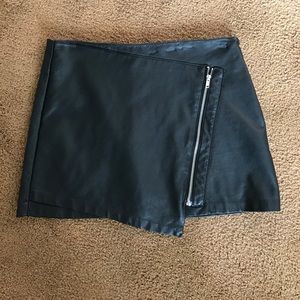 Leather skirt