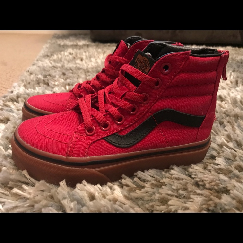 Kid Boy red high top Vans