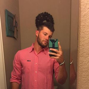 Meet your Posher, Jonathan