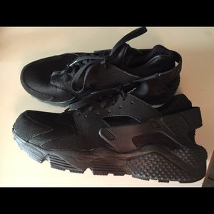 Nike men's huaraches