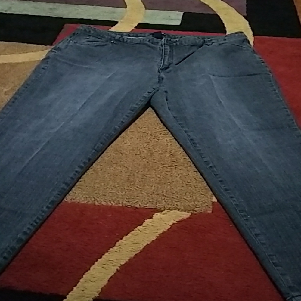 22w black jeans