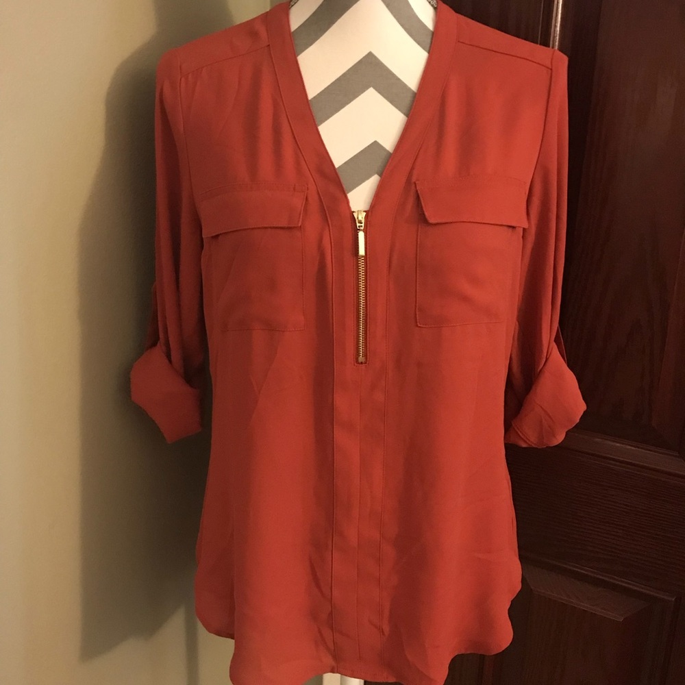 Button up blouse with gold zipper