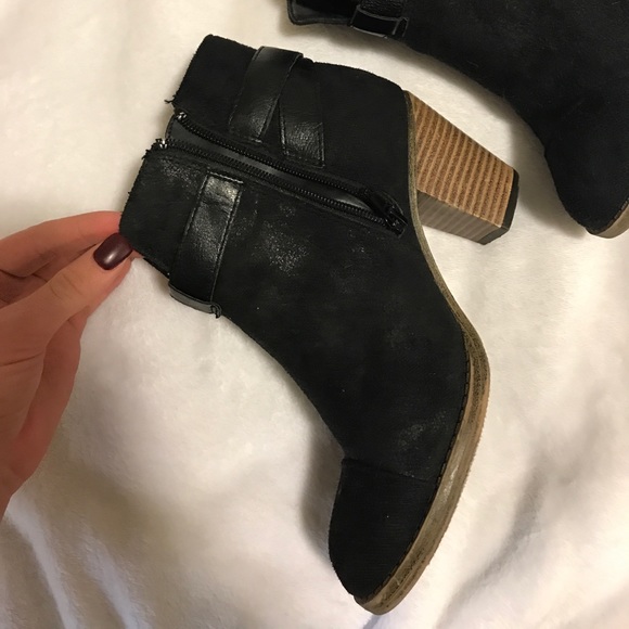 Black booties - Picture 2 of 3