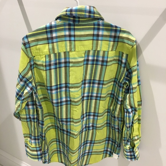 ⭐️ Gap Kids Flannel Button Down Shirt (6-7) EUC - Picture 2 of 3