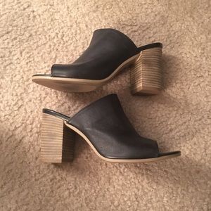 Seychelles Black Leather Heels