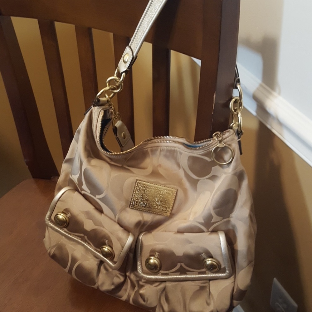 This just in... Champagne Coach Crossbody you need