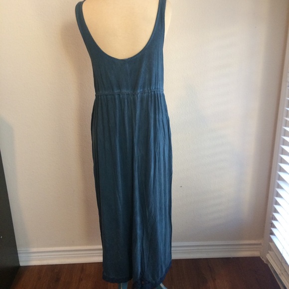 Blue Duster - Picture 2 of 4