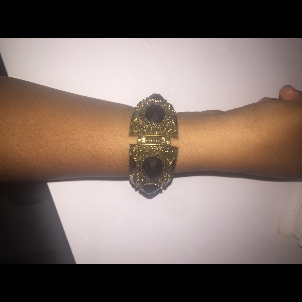 Gold bracelet