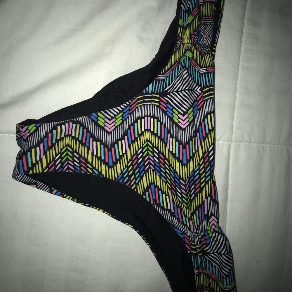 Lspace bottoms! Reversible to black!!