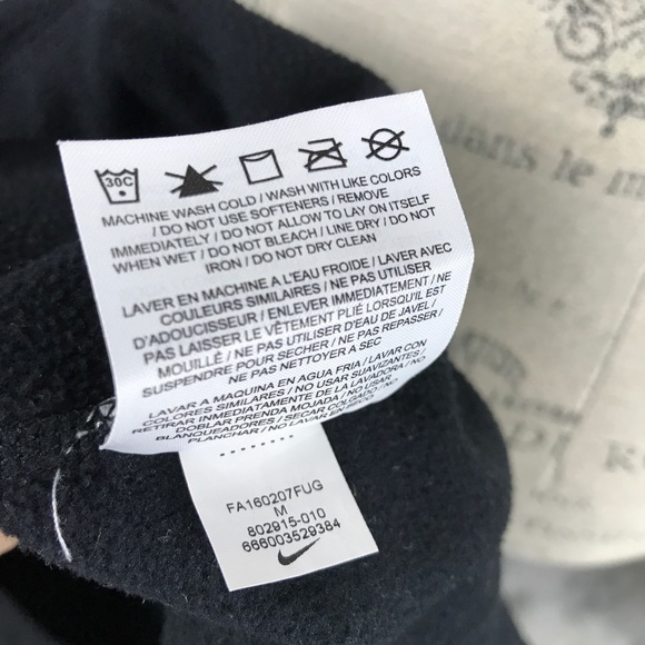 Nike Dri-fit pull over black hoodie w polka dots - Picture 6 of 7