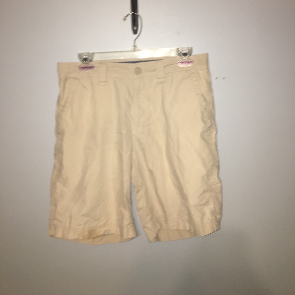 Columbia khaki shorts