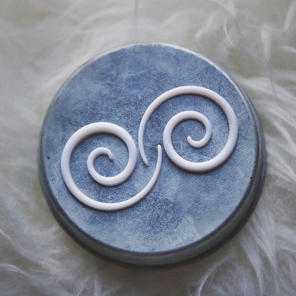 Spiral Tapers, White 8G(3mm)