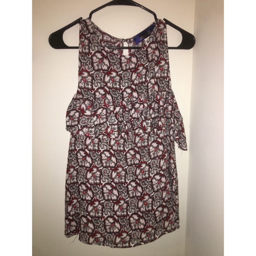 Francesca's patterned tank