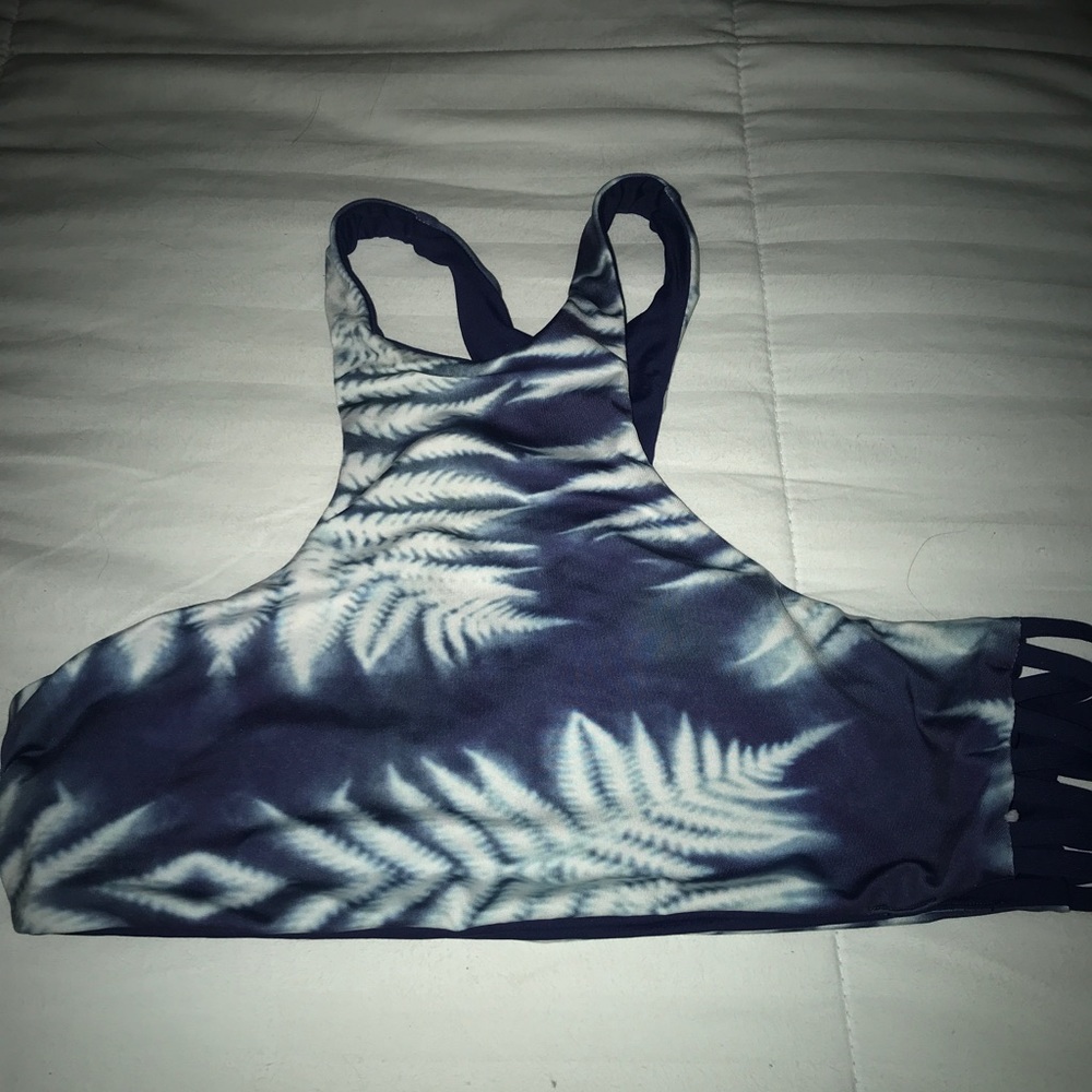 BRAND NEW W/O TAGS!! Rip curl!