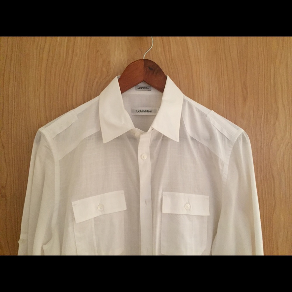 Men's Calvin Klein button down shirt