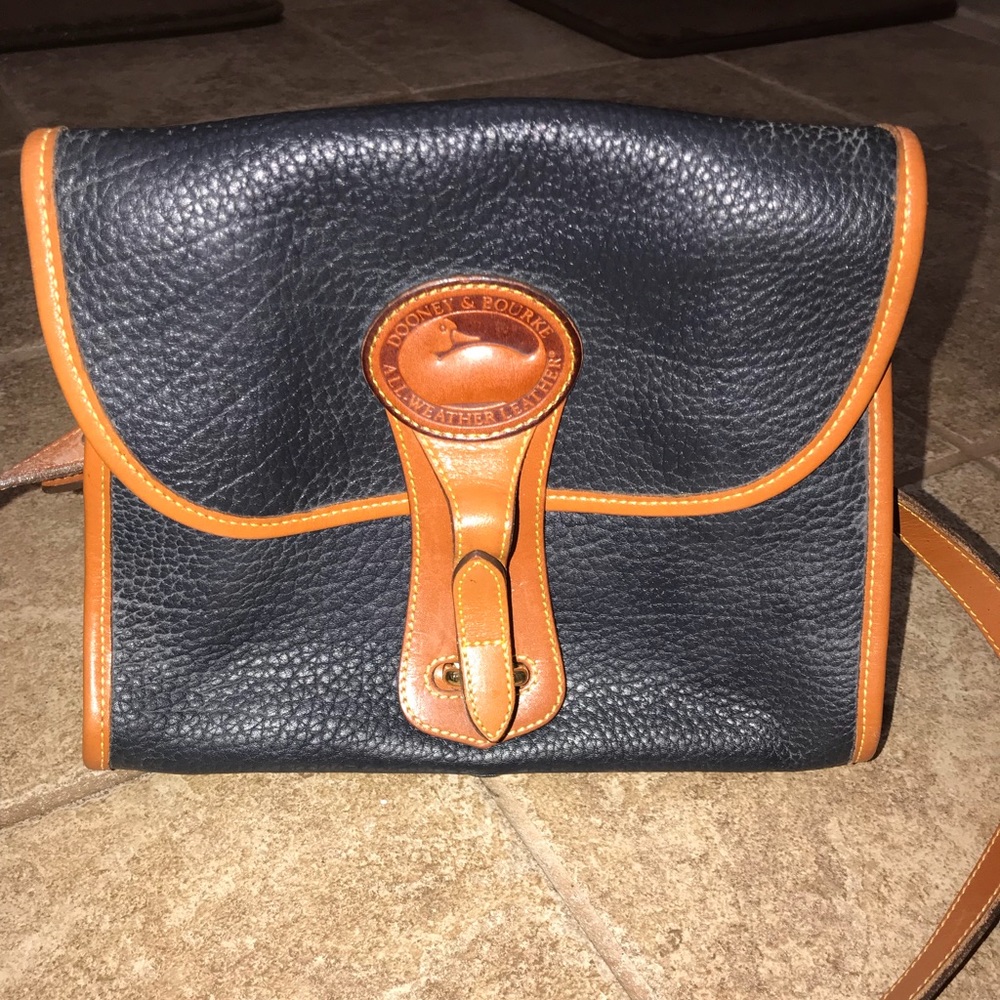 Dooney and Bourke purse
