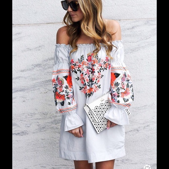 Free People Dresses & Skirts - Sale❗️Free People Embroidered Dress