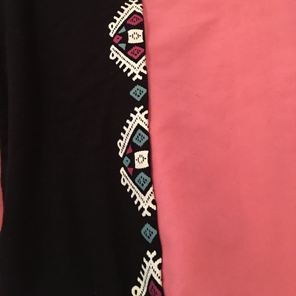 Black leggings with Aztec look - Picture 2 of 2