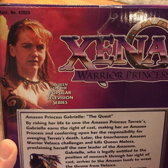 GABRIELLE AMAZON PRINCESS 12"Collector Series - Picture 7 of 8