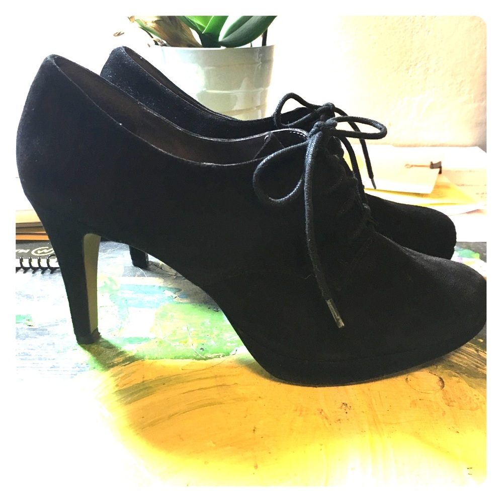Suede tie up heels