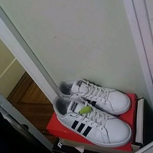 Meet your Posher, Yohance