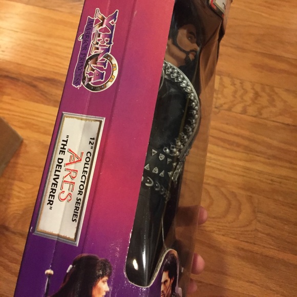 ARES "THE DELIVERER"  12" Collector Series - Picture 6 of 8