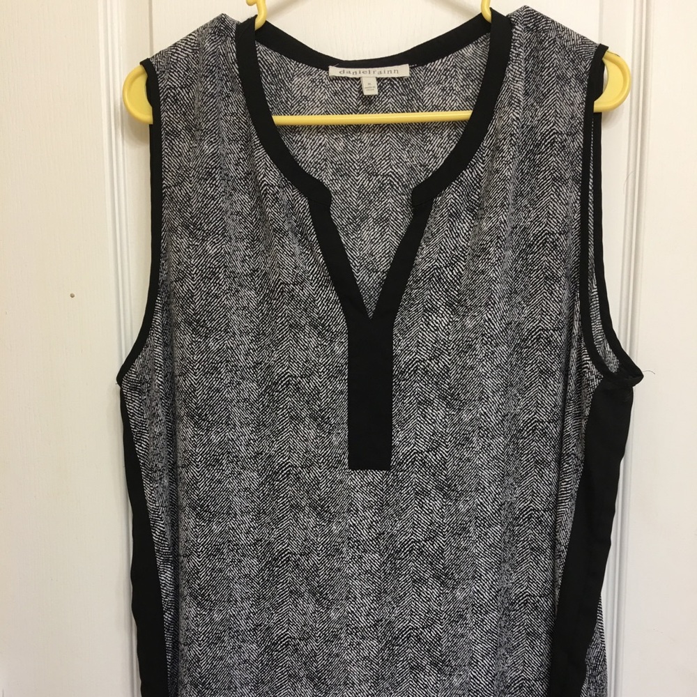 💕 Cute Sleeveless Top from Nordstrom Rack 💕