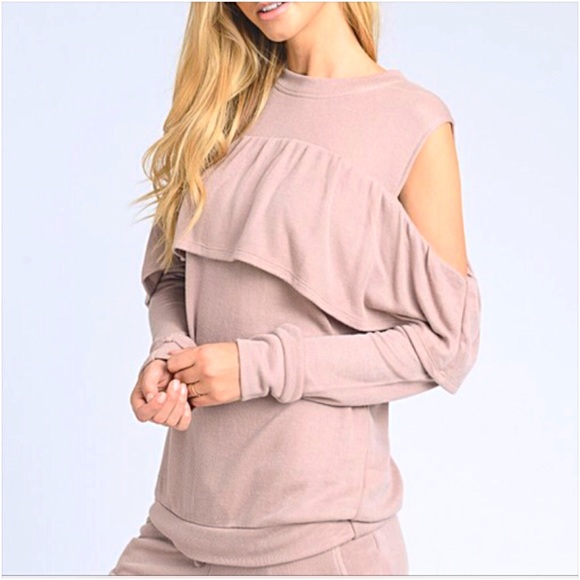 Soft Blush Cold Shoulder Ruffle Top S - Picture 6 of 6