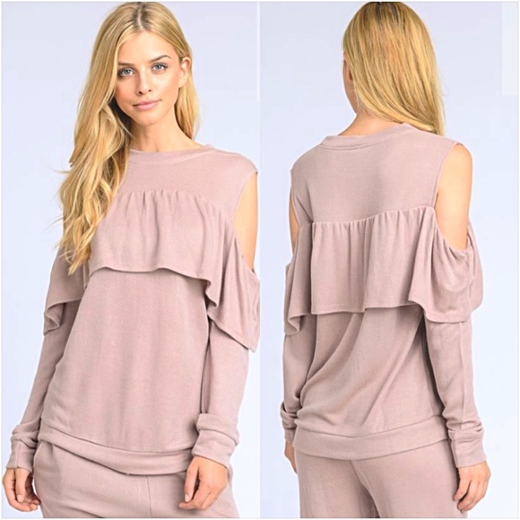 Soft Blush Cold Shoulder Ruffle Top S - Picture 4 of 6