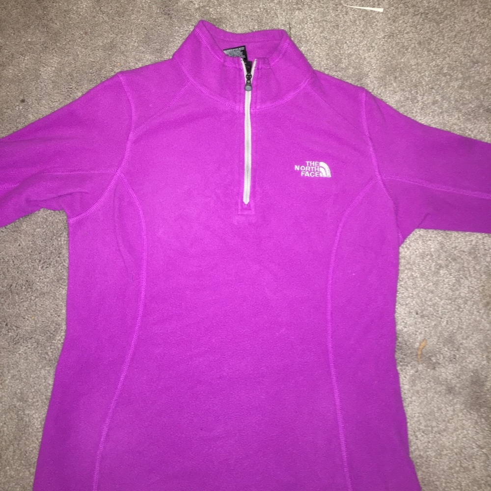 Women's north face sweater