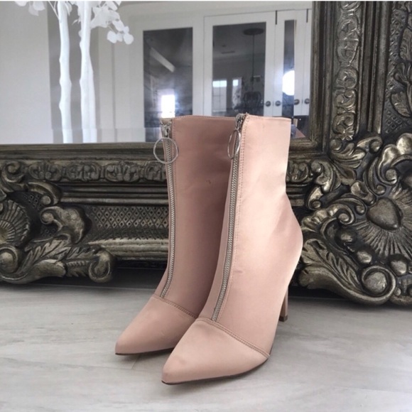 🔁 Reposh ekAttire "Texas" Satin Booties - Picture 2 of 5