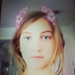 Meet your Posher, Stella