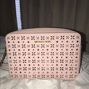 Michael kors perforated Jet Set crossbody