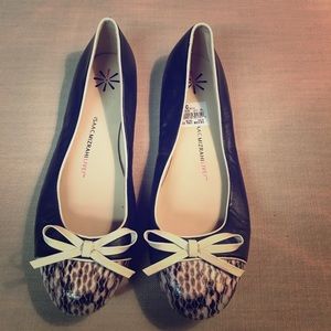 Issac Mizrahi Live flats