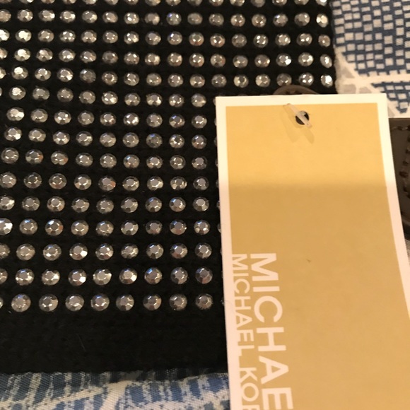 MK black head-warmer/ear band - Picture 2 of 5